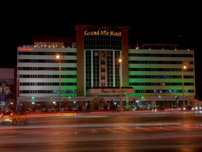 Grand Mir Hotel Tasjkent Exteriör bild